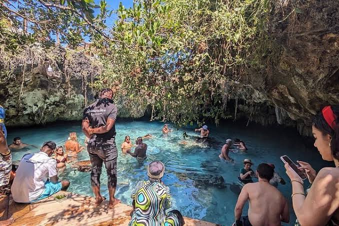 Blue Lagoon Snorkeling Tour photo 9